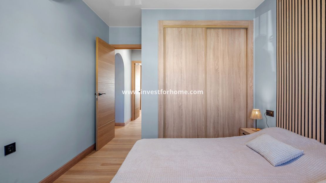 Sale - Apartment - San Miguel de Salinas - Inland