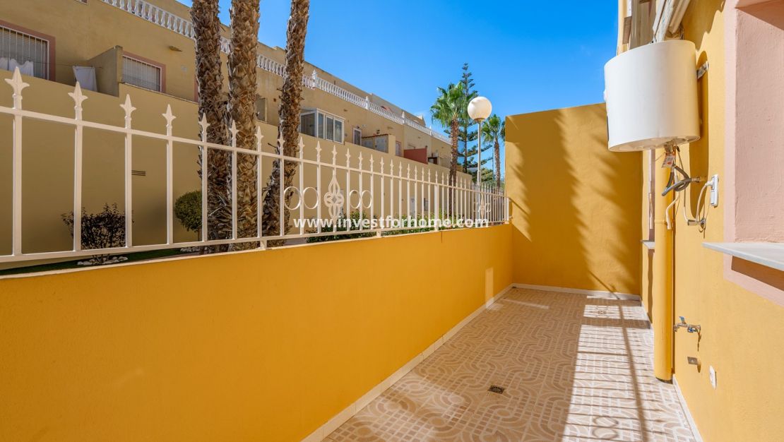 Sale - Apartment - San Miguel de Salinas - Inland