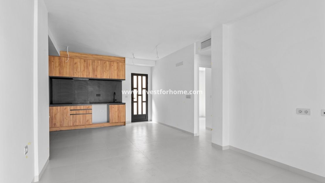 Sale - Apartment - San Miguel de Salinas - Inland