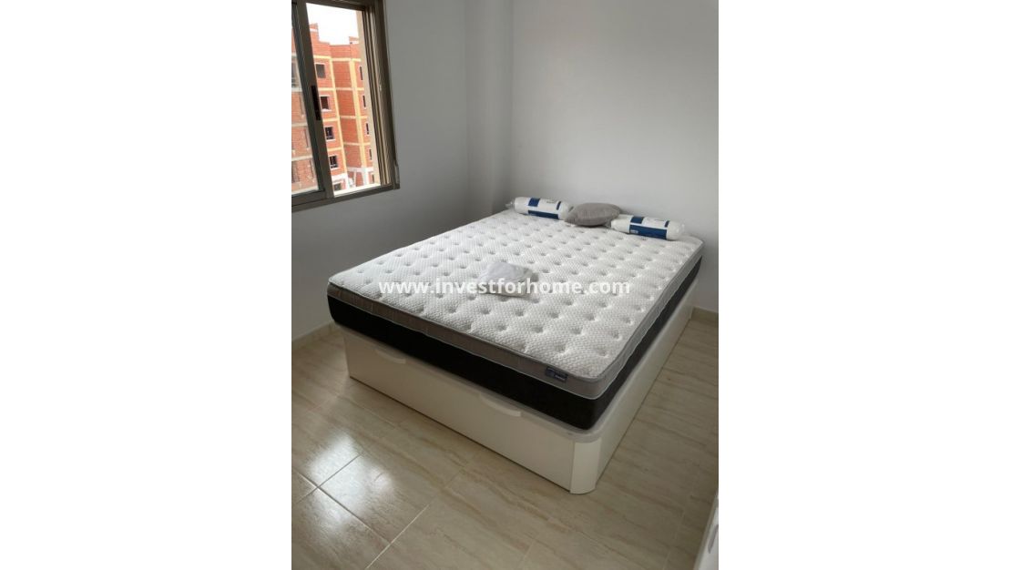 Sale - Apartment - San Miguel de Salinas - Inland