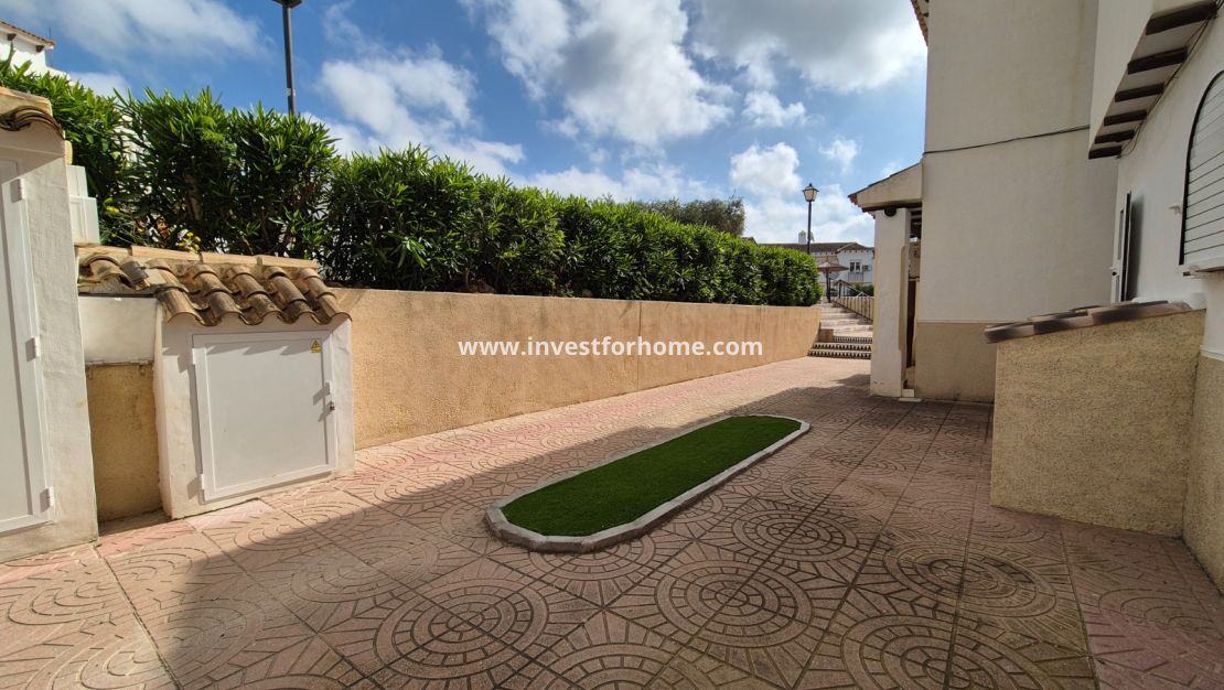 Sale - Apartment - San Miguel de Salinas - Inland