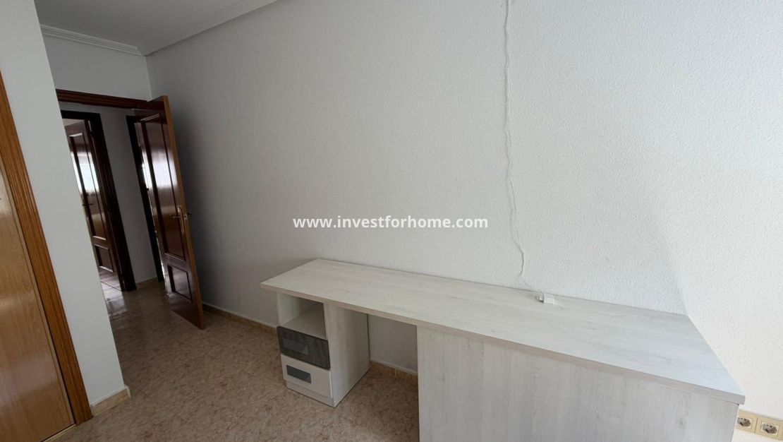 Sale - Apartment - San Miguel de Salinas - Inland