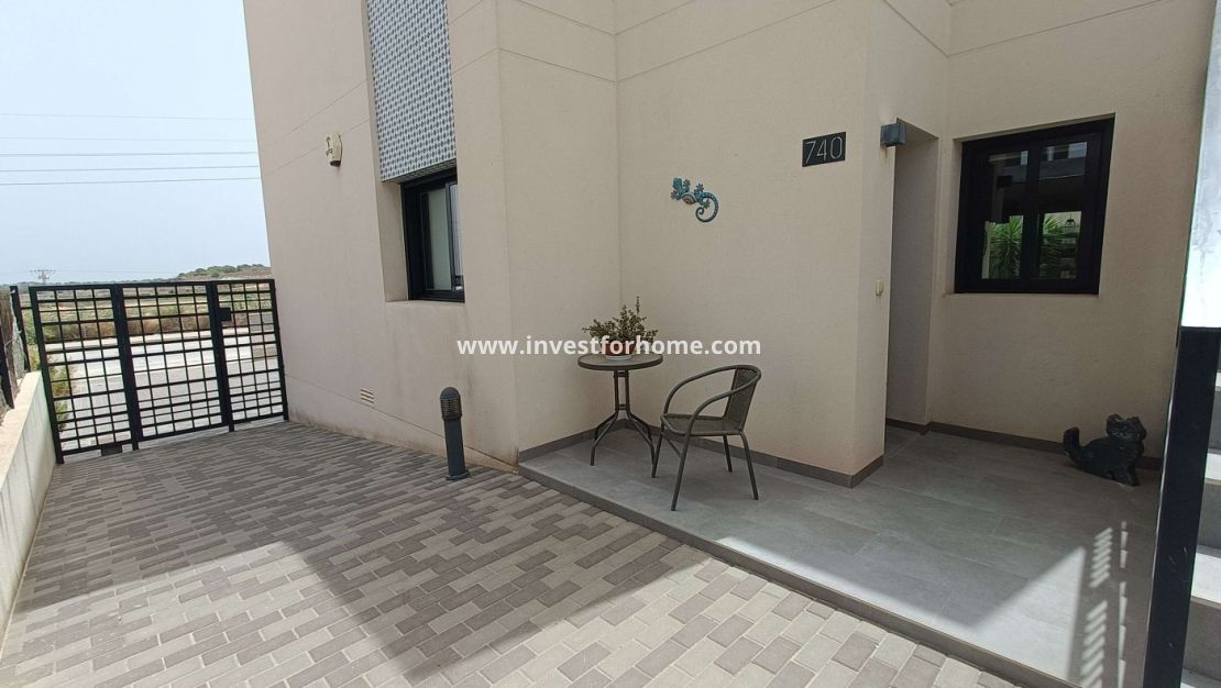 Sale - Apartment - San Miguel de Salinas - Inland