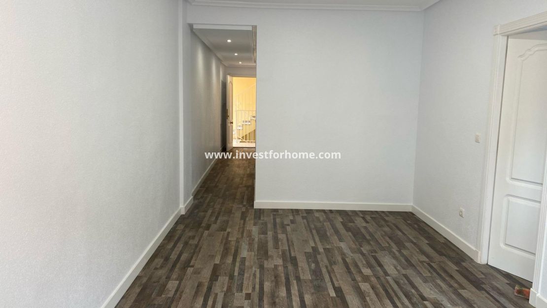 Sale - Apartment - San Miguel de Salinas - Pueblo 9