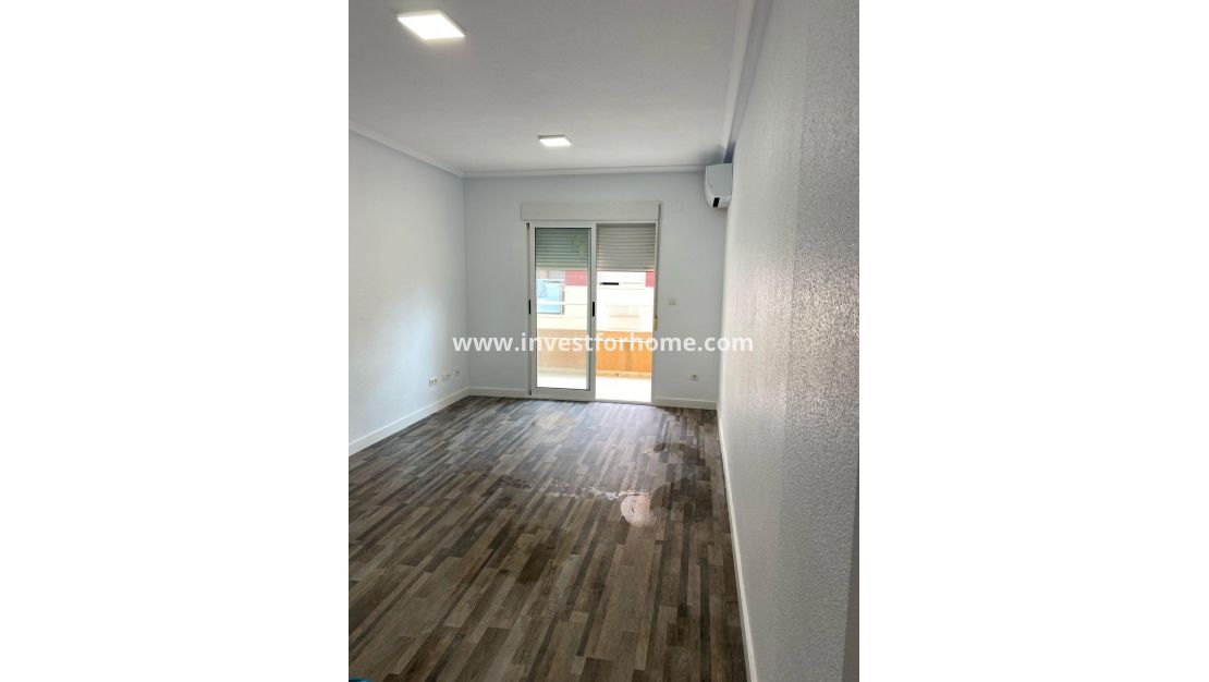 Sale - Apartment - San Miguel de Salinas - Pueblo 9