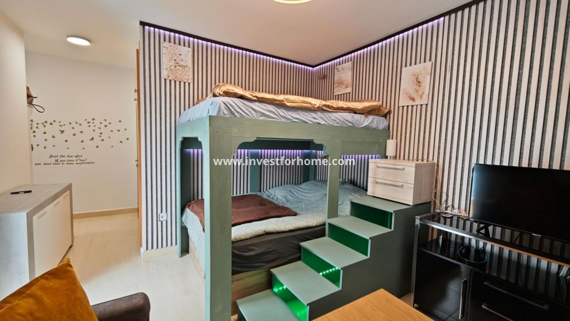 Sale - Apartment - San Miguel de Salinas