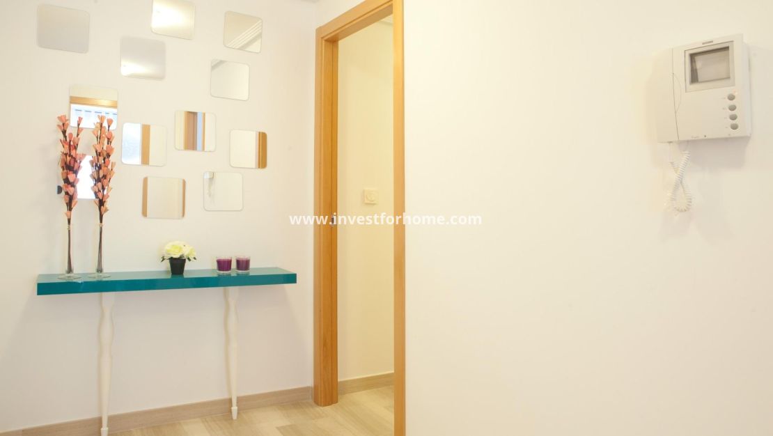 Sale - Apartment - Santa Pola - Centro