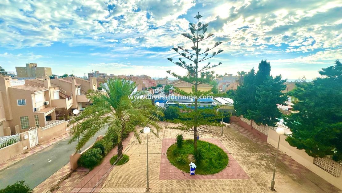 Sale - Apartment - Torrevieja - aguas nuevas