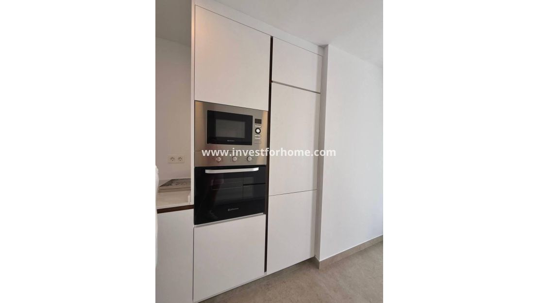 Sale - Apartment - Torrevieja - aguas nuevas