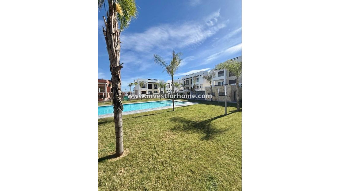 Sale - Apartment - Torrevieja - aguas nuevas