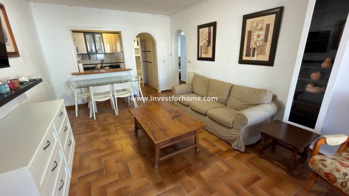 Sale - Apartment - Torrevieja - Aguas Nuevas