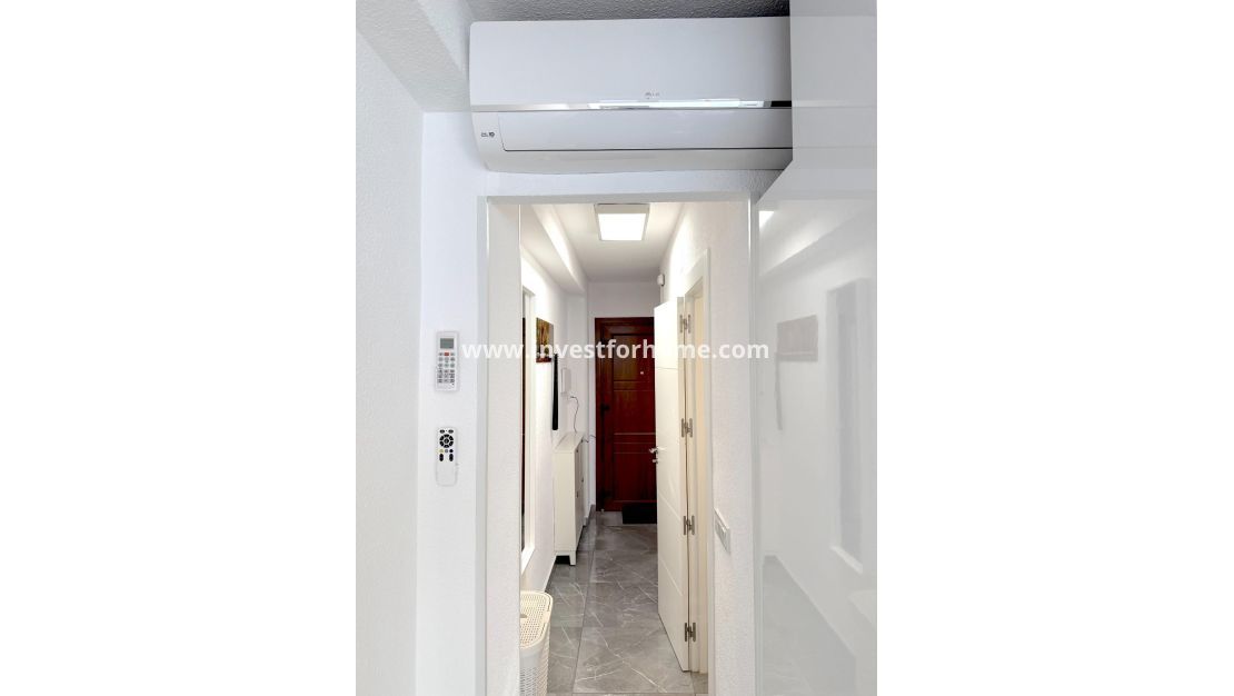 Sale - Apartment - Torrevieja - Cabo Cervera