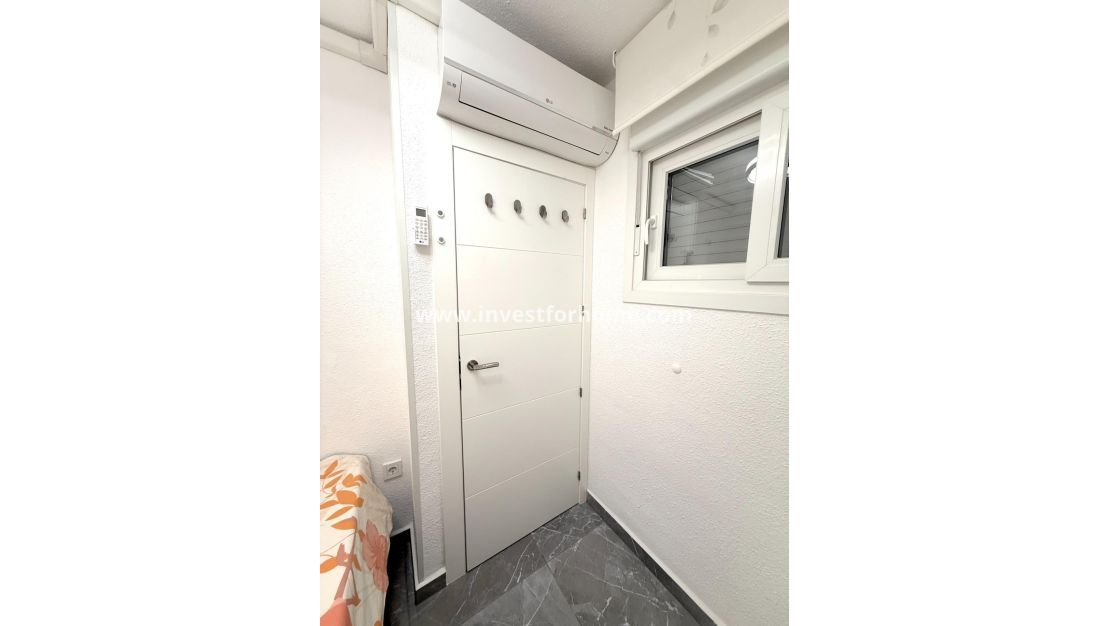 Sale - Apartment - Torrevieja - Cabo Cervera