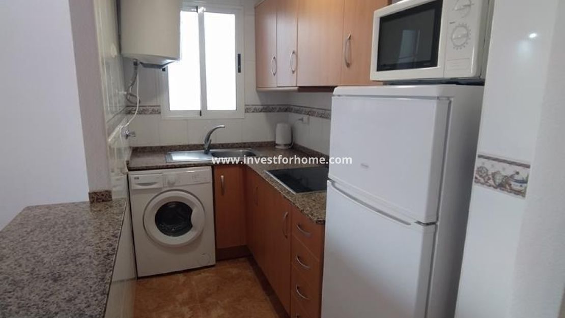 Sale - Apartment - Torrevieja - CASCO URBANO