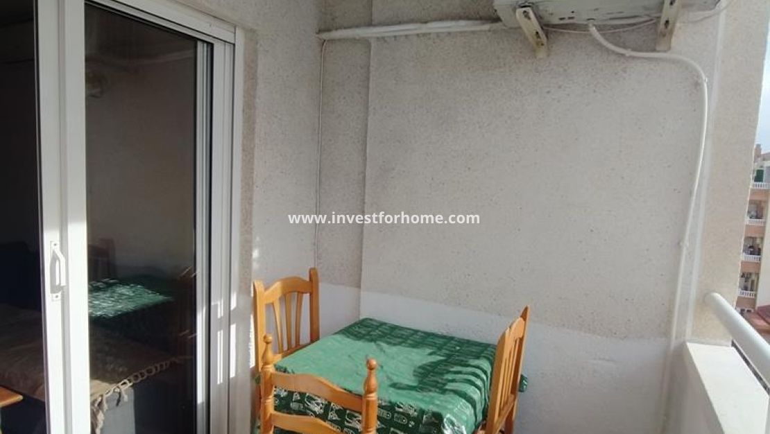 Sale - Apartment - Torrevieja - CASCO URBANO