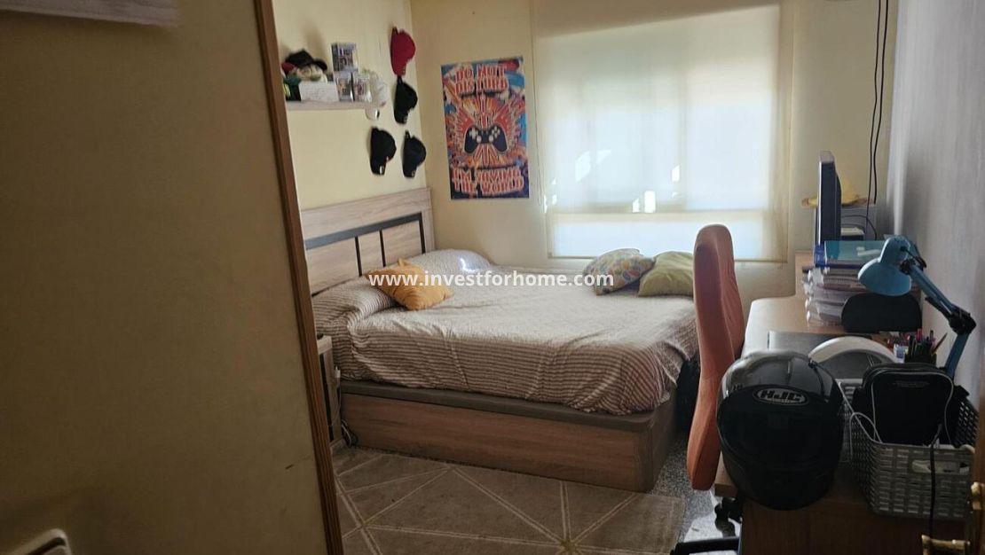 Sale - Apartment - Torrevieja - CENTRE