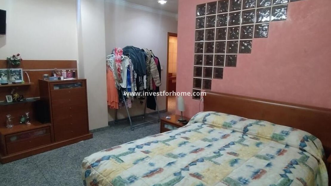 Sale - Apartment - Torrevieja - CENTRE