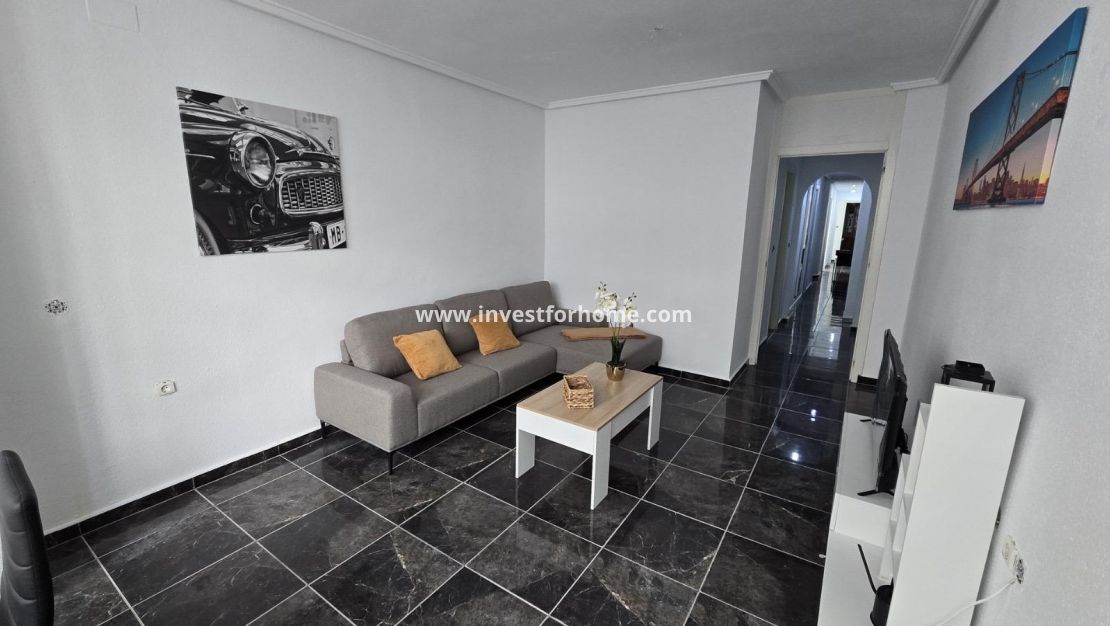 Sale - Apartment - Torrevieja - Centro - Muelle Pesquero