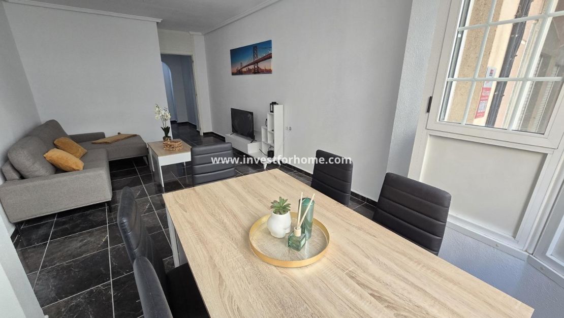Sale - Apartment - Torrevieja - Centro - Muelle Pesquero