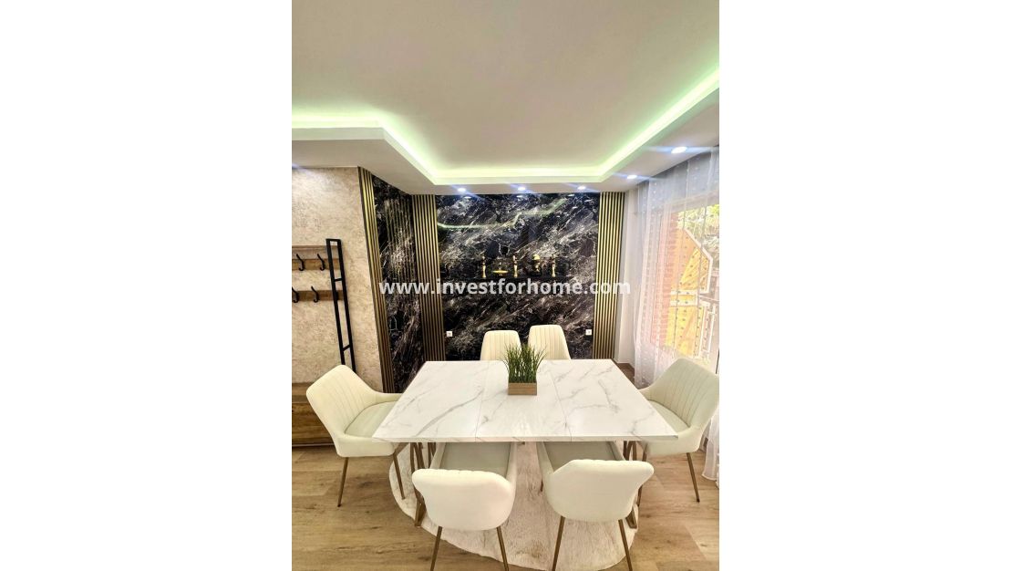 Sale - Apartment - Torrevieja - Centro - Muelle Pesquero
