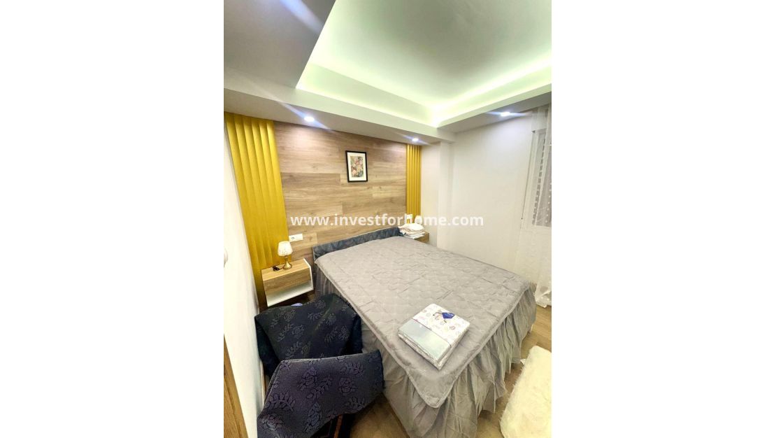 Sale - Apartment - Torrevieja - Centro - Muelle Pesquero