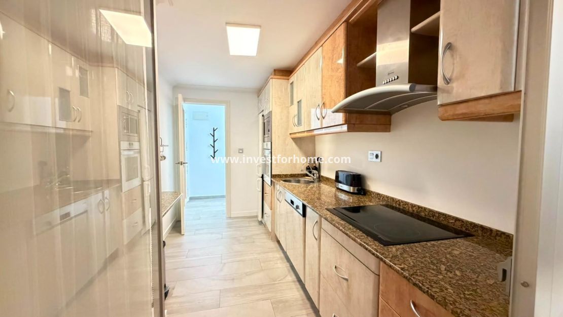 Sale - Apartment - Torrevieja - Centro - Muelle Pesquero