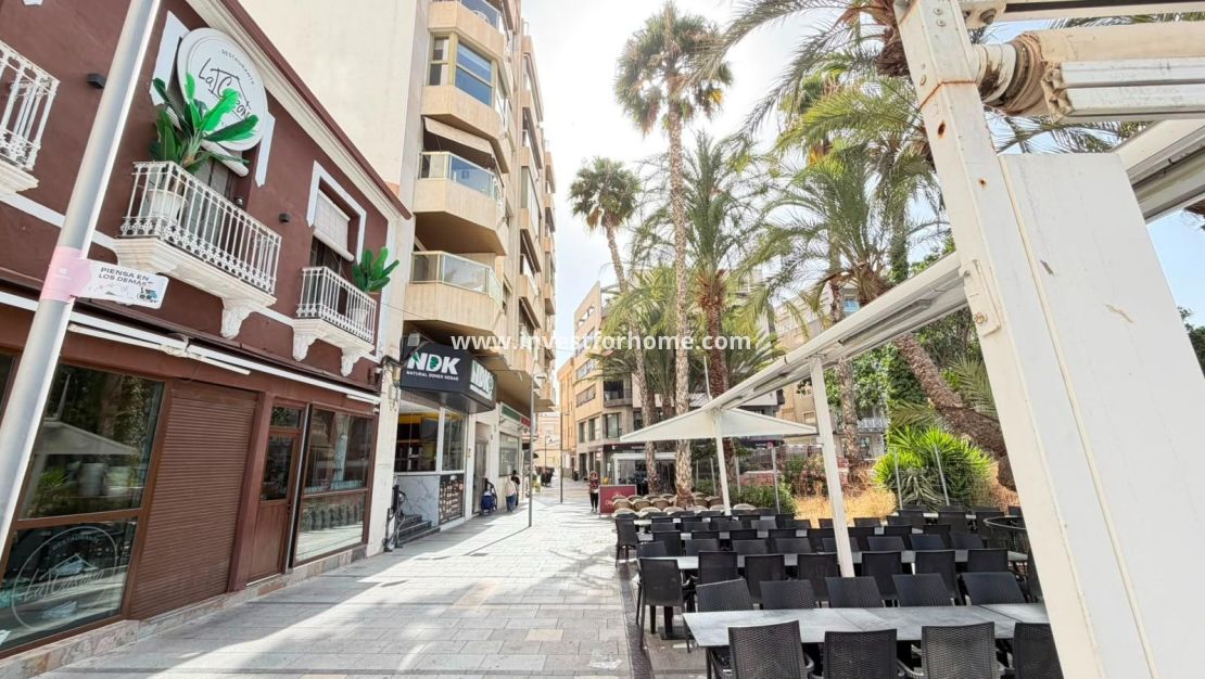 Sale - Apartment - Torrevieja - Centro - Muelle Pesquero
