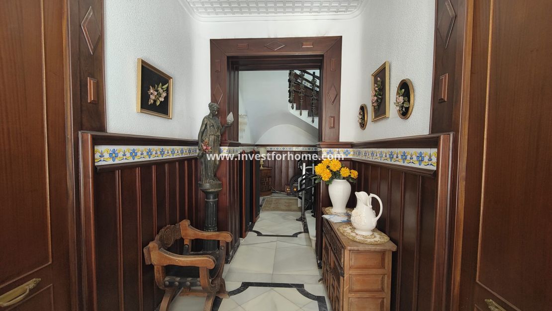 Sale - Apartment - Torrevieja - Centro