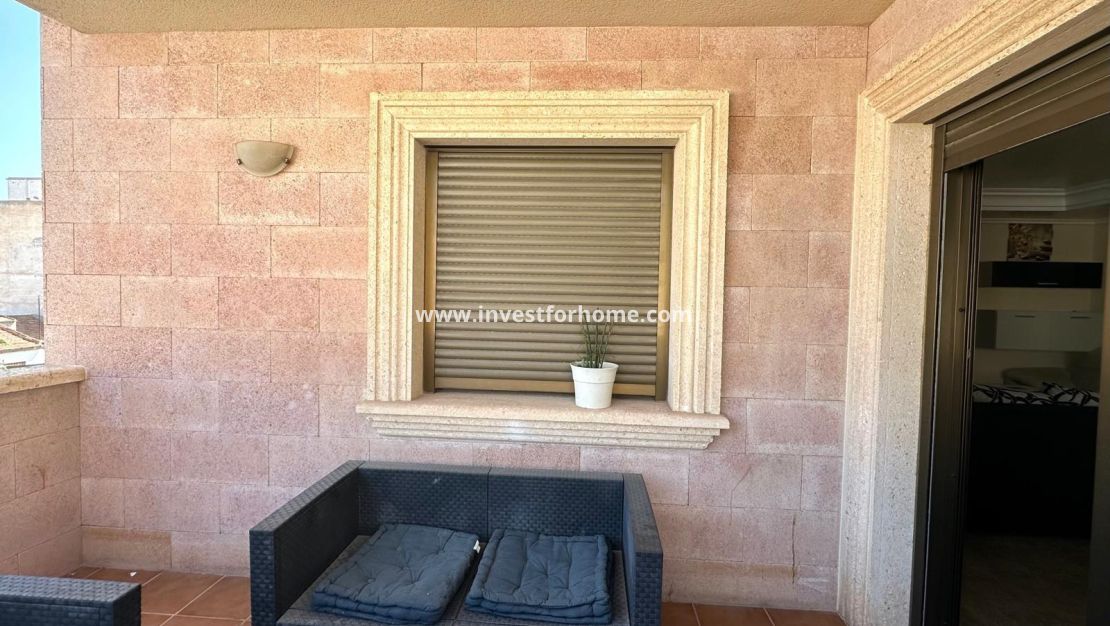 Sale - Apartment - Torrevieja - Centro