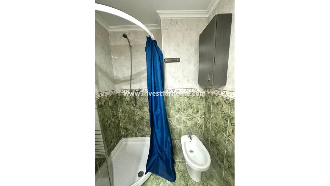 Sale - Apartment - Torrevieja - Centro