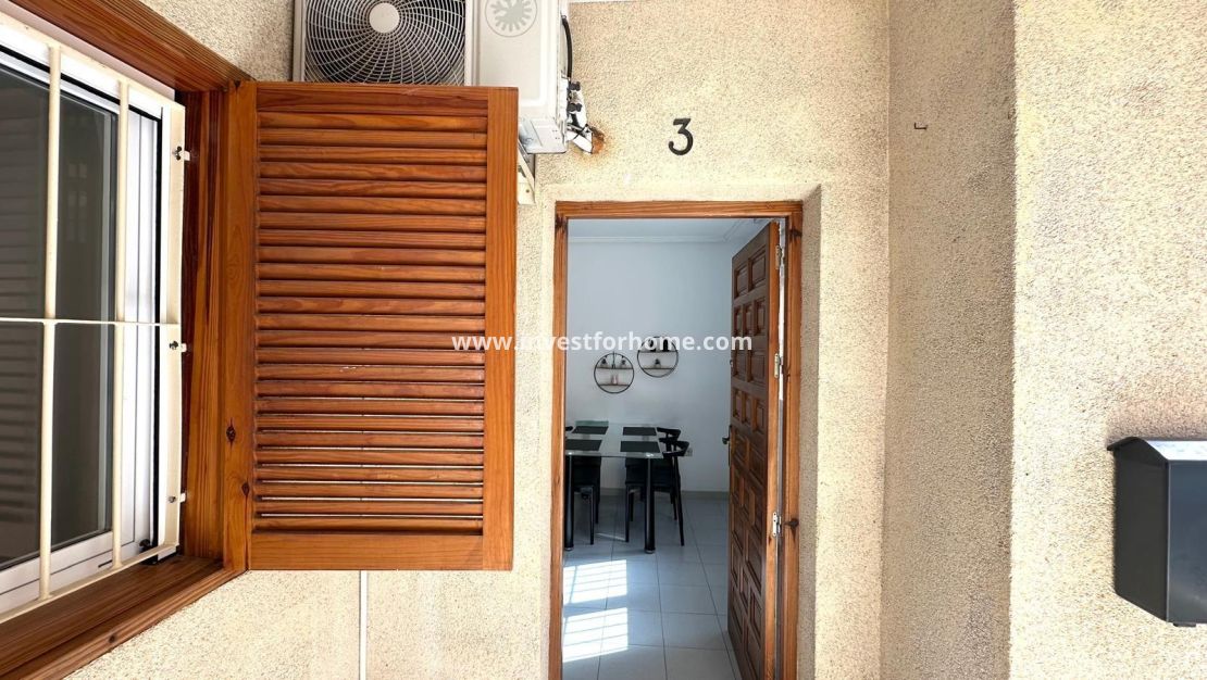 Sale - Apartment - Torrevieja - Centro