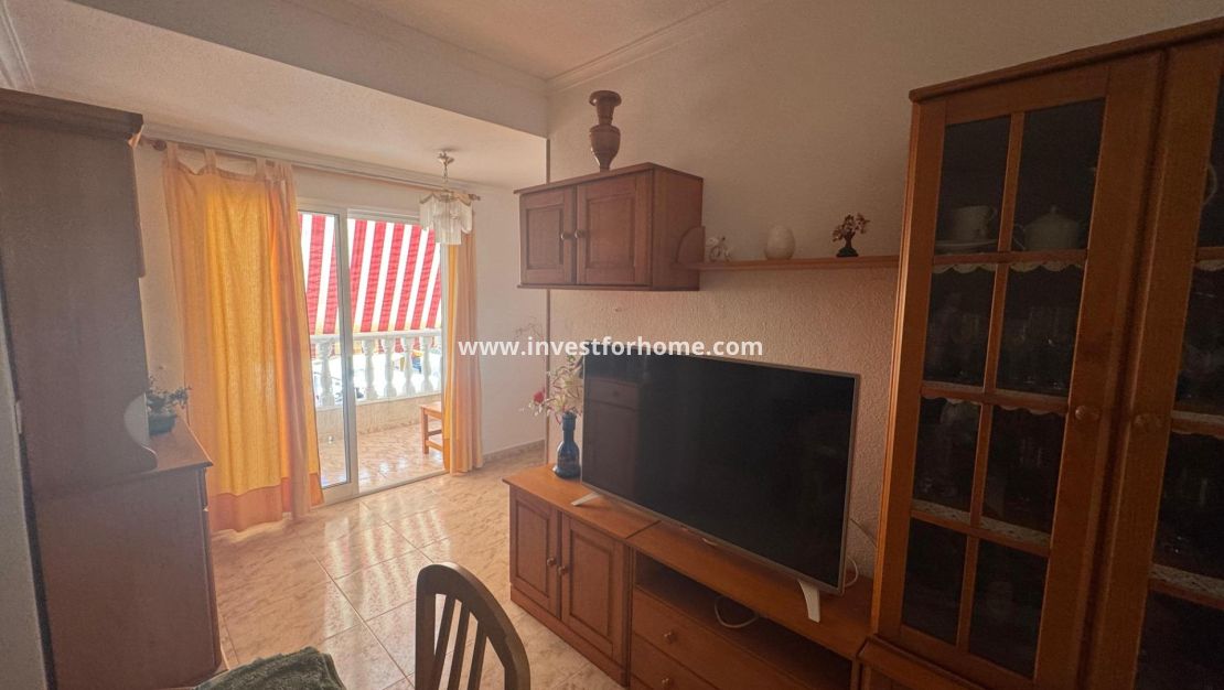 Sale - Apartment - Torrevieja - Centro