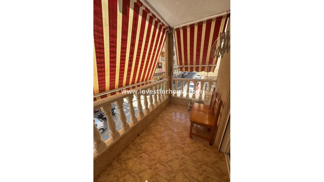 Sale - Apartment - Torrevieja - Centro