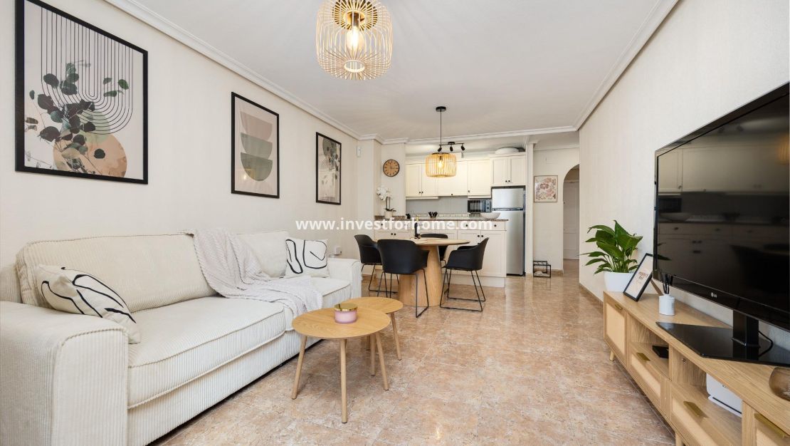 Sale - Apartment - Torrevieja - Centro