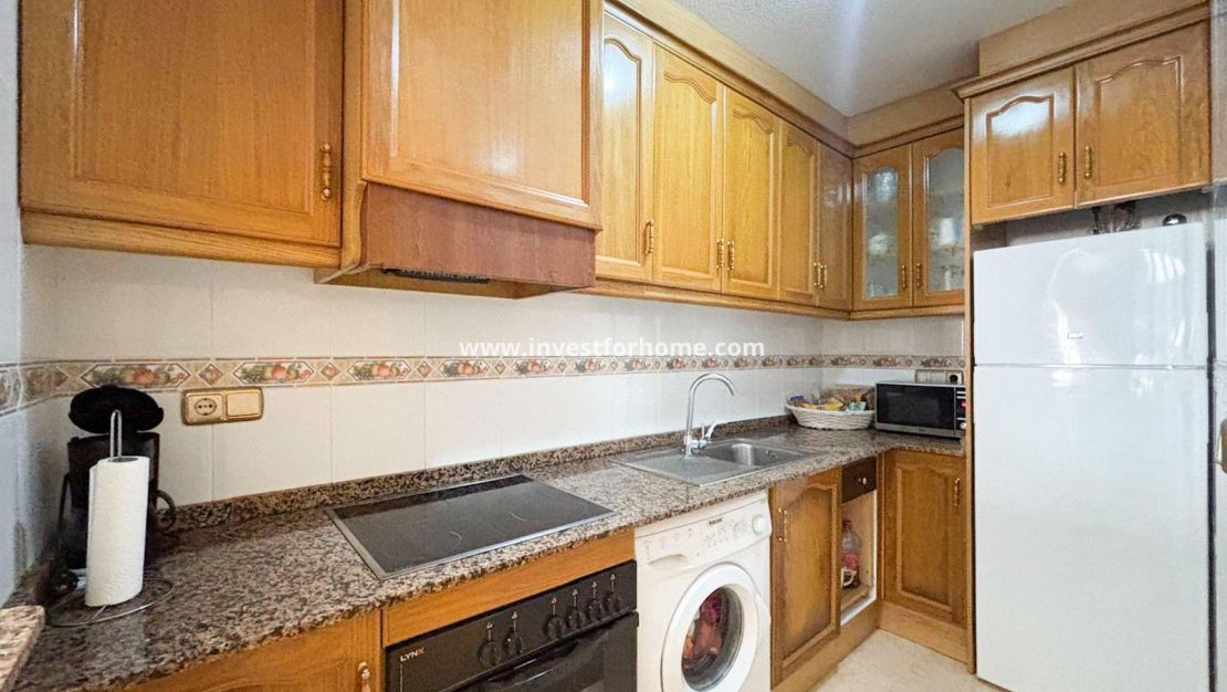 Sale - Apartment - Torrevieja - Centro