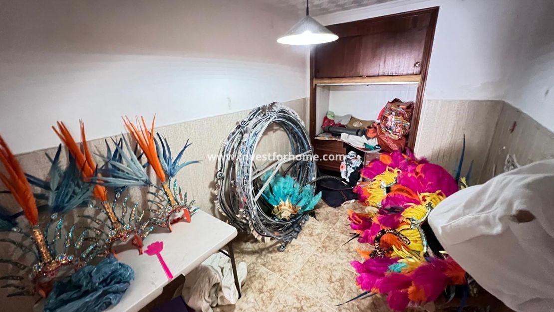 Sale - Apartment - Torrevieja - Centro