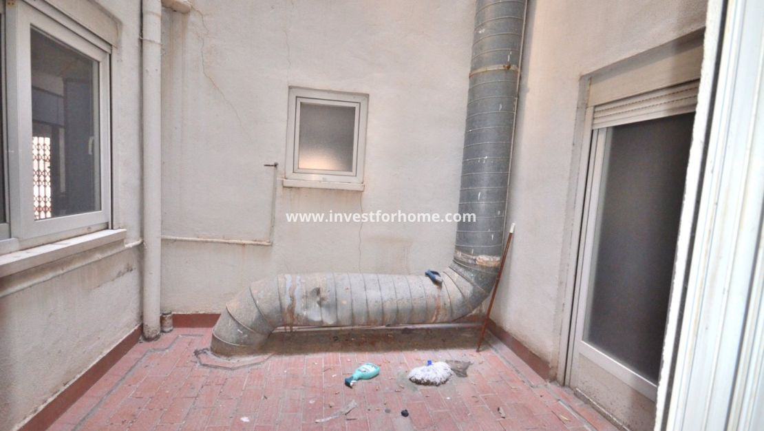 Sale - Apartment - Torrevieja - Centro