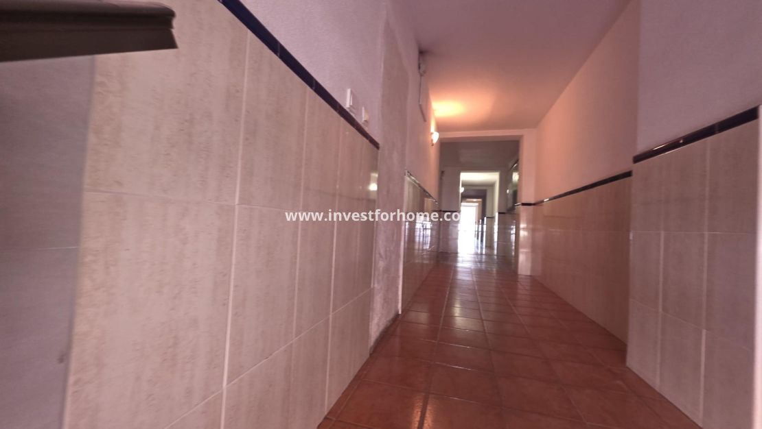 Sale - Apartment - Torrevieja - Centro