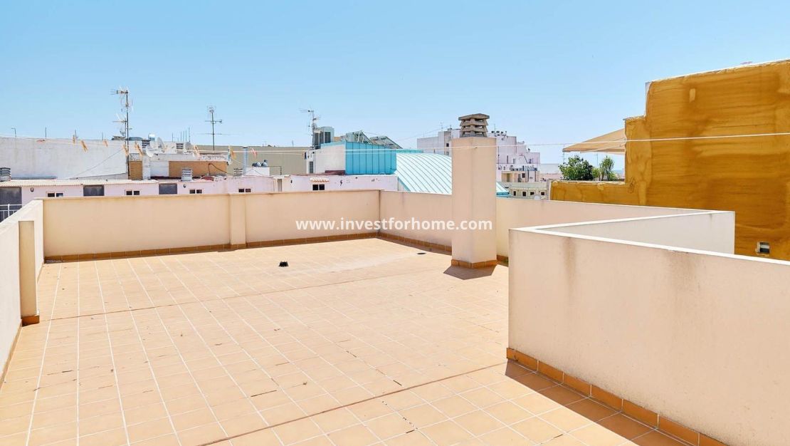 Sale - Apartment - Torrevieja - Centro