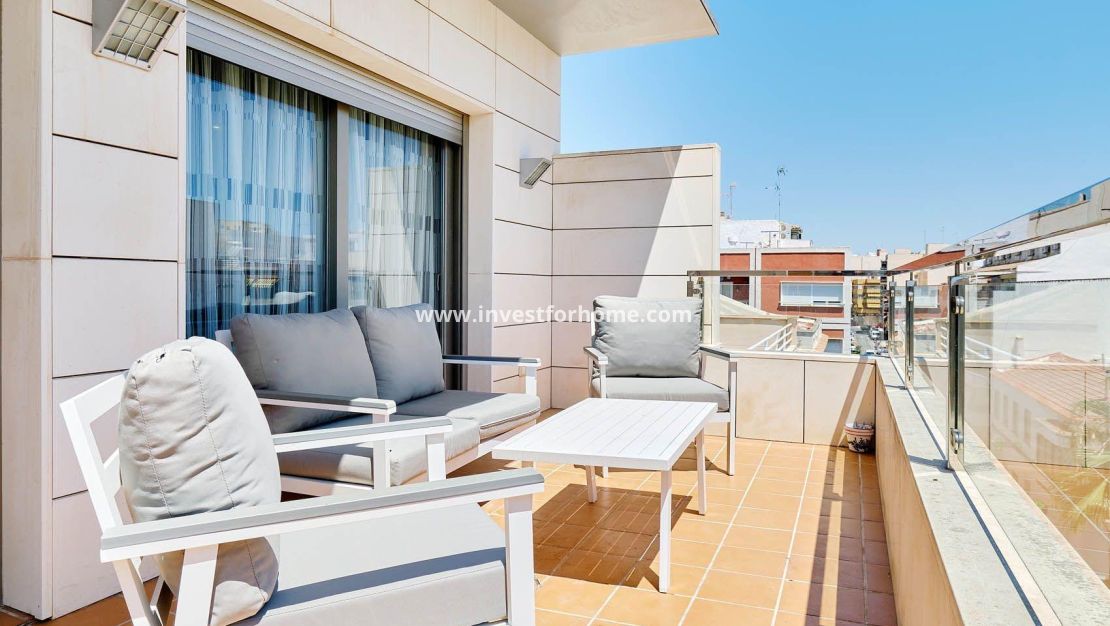 Sale - Apartment - Torrevieja - Centro