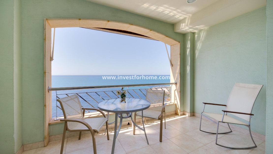 Sale - Apartment - Torrevieja - Centro