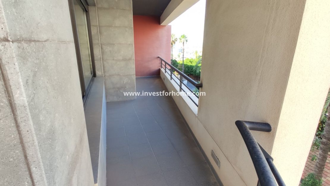 Sale - Apartment - Torrevieja - Centro