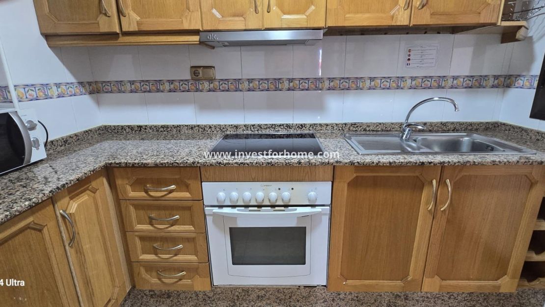 Sale - Apartment - Torrevieja - Centro