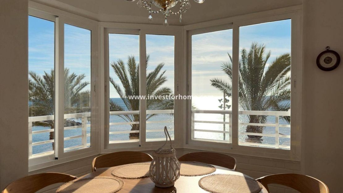 Sale - Apartment - Torrevieja - Centro