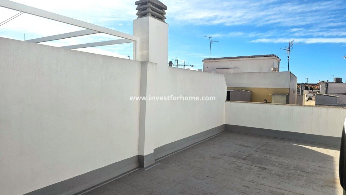 Sale - Apartment - Torrevieja - Centro