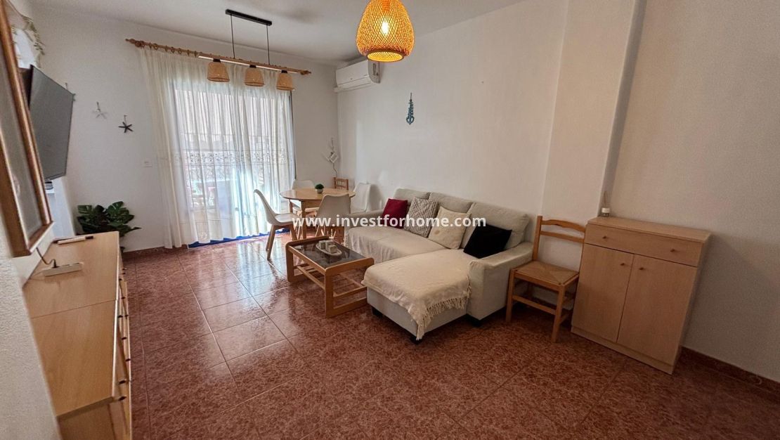 Sale - Apartment - Torrevieja - Centro
