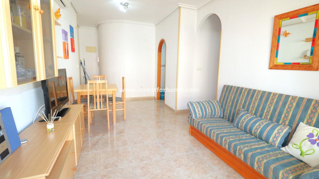 Sale - Apartment - Torrevieja - Centro