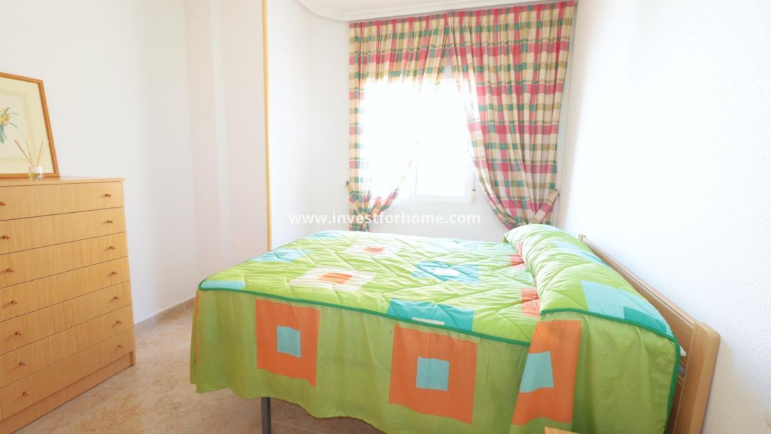 Sale - Apartment - Torrevieja - Centro