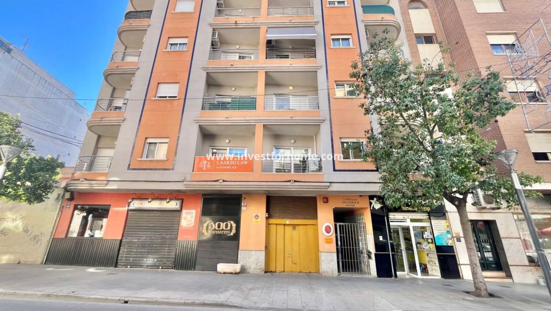 Sale - Apartment - Torrevieja - Centro