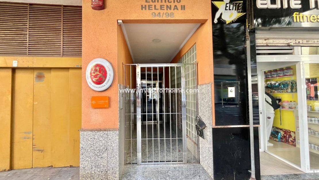 Sale - Apartment - Torrevieja - Centro